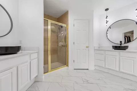 Bath - 8948 E Cedar Hill Pl, Lone Tree, CO 80124 photo 3 of 6