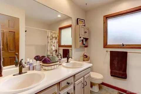 Bath - 11263 Quivas Loop, Westminster, CO 80234 photo 1 of 3