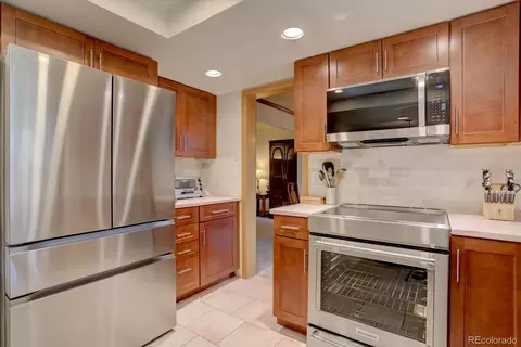Kitchen - 11263 Quivas Loop, Westminster, CO 80234 photo 2 of 3