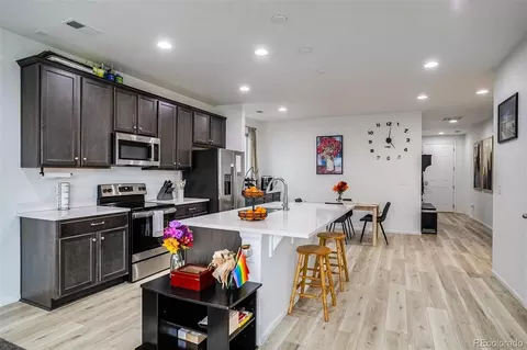 Kitchen - 27656 E 10th Dr, Aurora, CO 80018 photo 4 of 5