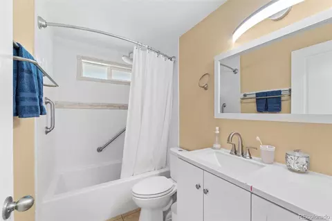 Bath - 10829 Bartlett Trl, Rye, CO 81069 photo 1 of 2