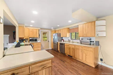 Kitchen - 10829 Bartlett Trl, Rye, CO 81069 photo 2 of 3