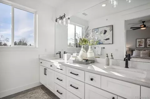Bath - 364 E Orchard Rd, Centennial, CO 80121 photo 3 of 7