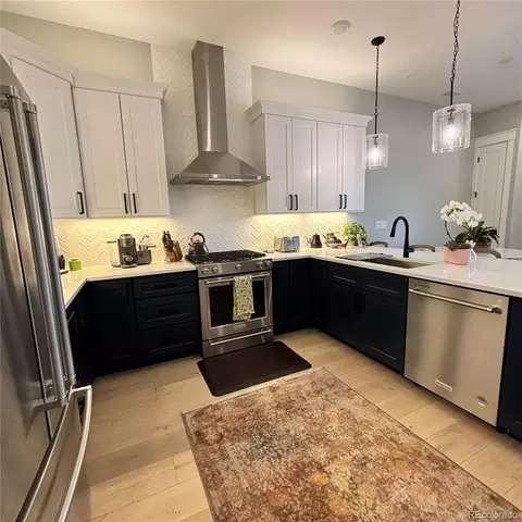 Kitchen - 364 E Orchard Rd, Centennial, CO 80121 photo 2 of 6