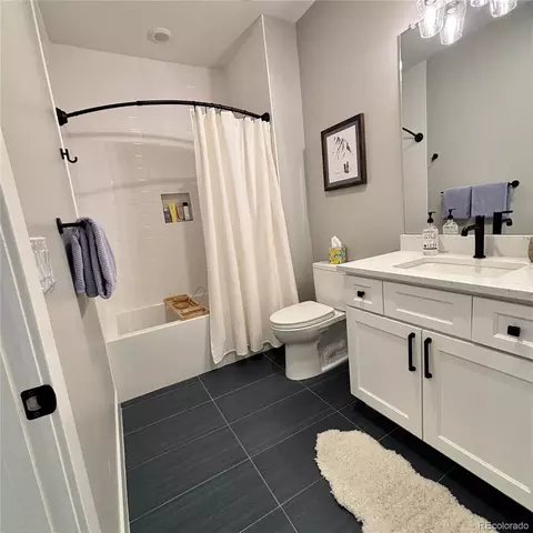 Bath - 364 E Orchard Rd, Centennial, CO 80121 photo 7 of 7