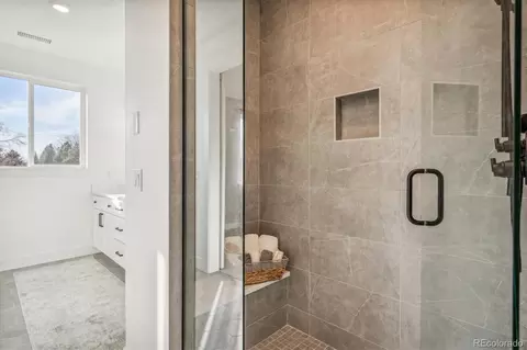 Bath - 364 E Orchard Rd, Centennial, CO 80121 photo 5 of 7