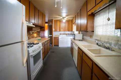 1803 Carson St, Aurora, CO 80011 photo 7