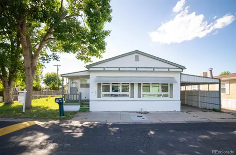1803 Carson St, Aurora, CO 80011