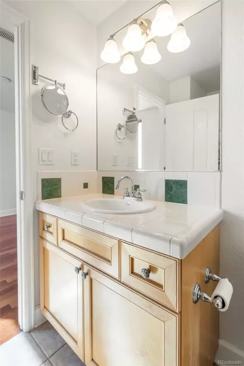 Bath - 700 Yellow Pine Ave, Boulder, CO 80304 photo 5 of 5