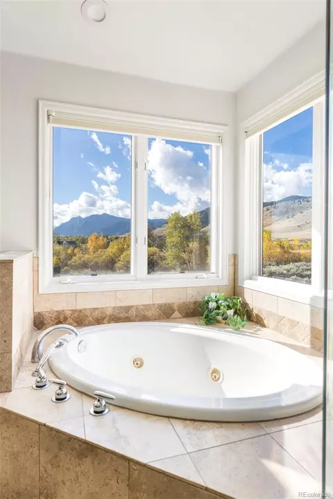 Bath - 700 Yellow Pine Ave, Boulder, CO 80304 photo 2 of 5