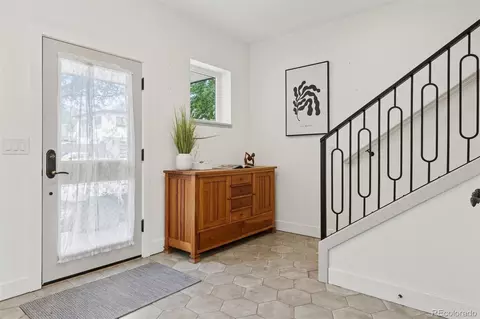 Entry Way - 2870 18th St, Boulder, CO 80304 photo 1 of 3