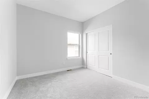 Bedroom - 4400 E Bails Pl, Denver, CO 80222 photo 5 of 8