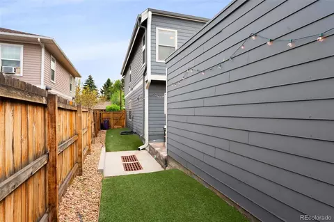 Exterior - 4400 E Bails Pl, Denver, CO 80222 photo 5 of 7