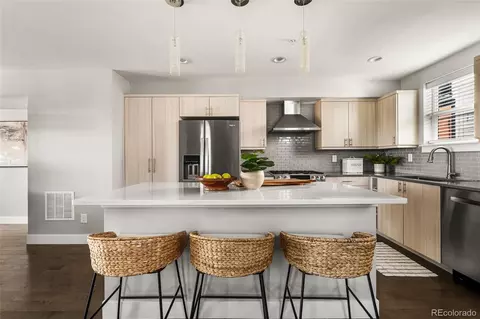 1842 Irving St, Denver, CO 80204