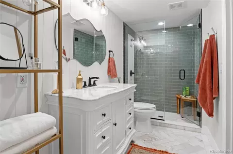 Bath - 21544 E Powers Pl, Aurora, CO 80015 photo 3 of 3