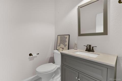 2552 E Vassar Ave, Denver, CO 80210 photo 8