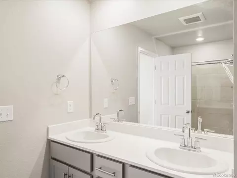 22485 E 7th Pl, Aurora, CO 80018 photo 28
