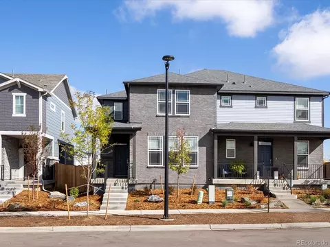22485 E 7th Pl, Aurora, CO 80018 photo 2
