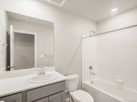 22485 E 7th Pl, Aurora, CO 80018 photo 21