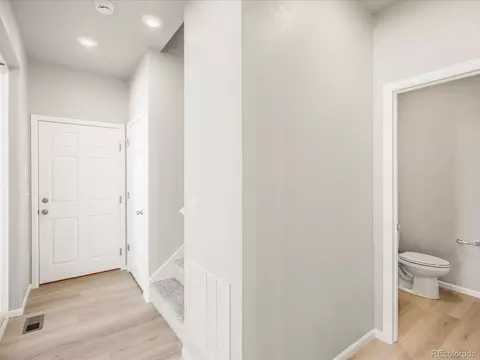22485 E 7th Pl, Aurora, CO 80018 photo 15