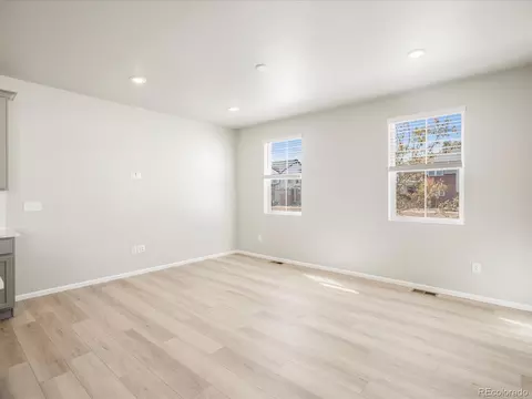 22485 E 7th Pl, Aurora, CO 80018 photo 12