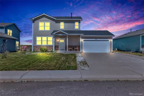 424 S 3rd Ave, Deer Trail, CO 80105