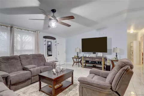 17329 E 16th Dr, Aurora, CO 80011 photo 3