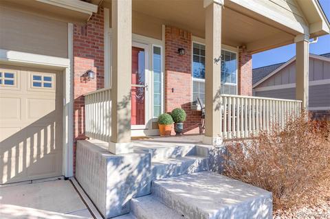 25855 E Maple Dr, Aurora, CO 80018 photo 2