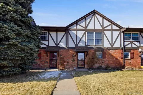 3825 S Monaco Pkwy #113, Denver, CO 80237
