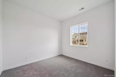 5614 Tamarack Ave, Longmont, CO 80504 photo 6