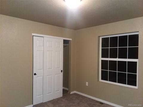14417 Elk Dr, Denver, CO 80239 photo 10