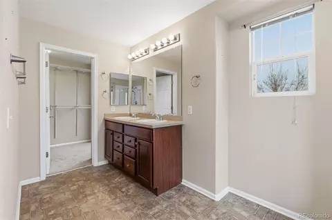 Bath - 16020 E 55th Ave E, Denver, CO 80239 photo 3 of 5