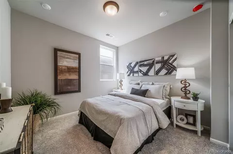 21927 E 51st Dr, Aurora, CO 80019 photo 5