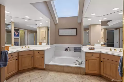 5440 E Mineral Cir, Centennial, CO 80122 photo 19