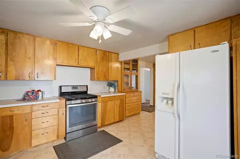 Kitchen - 1284 Thompson St, Limon, CO 80828 photo 2 of 2