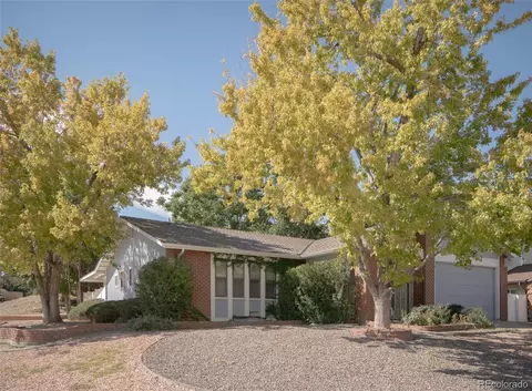 3719 E Mission Pkwy, Aurora, CO 80013