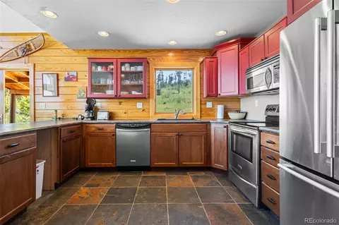 Kitchen - 1670 Clairs Run, Parshall, CO 80468 photo 2 of 4