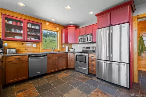 Kitchen - 1670 Clairs Run, Parshall, CO 80468 photo 3 of 4
