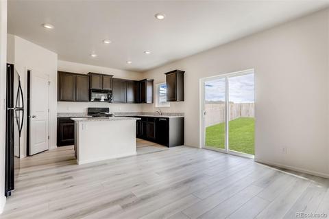 47505 Clover Ave, Bennett, CO 80102 photo 11