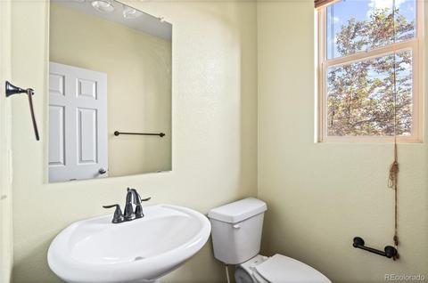 13663 E Longview Ave, Centennial, CO 80111 photo 4