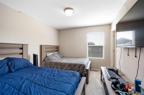 15504 47 Dr E, Denver, CO 80239 photo 10