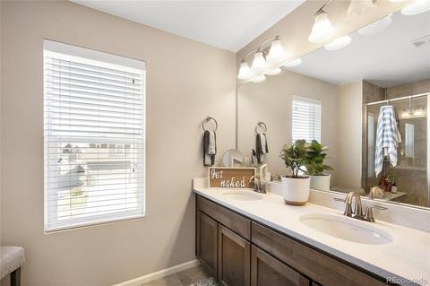 15504 47 Dr E, Denver, CO 80239 photo 16
