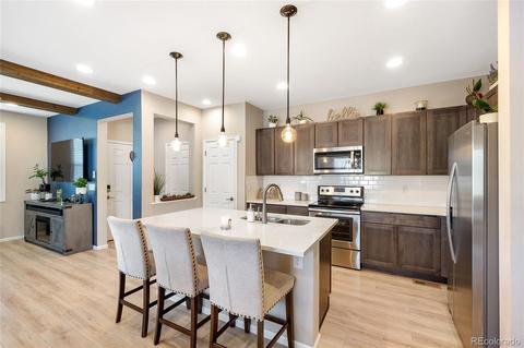 15504 47 Dr E, Denver, CO 80239 photo 9