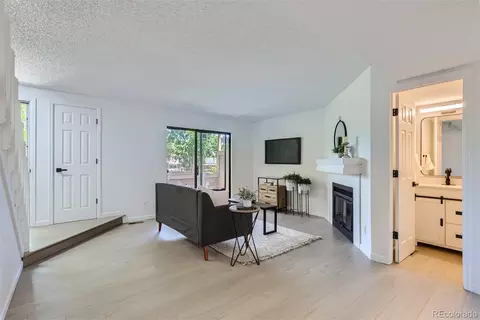 4176 S Mobile Cir #C, Aurora, CO 80013