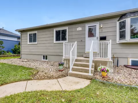 1015 W Longview Ave, Littleton, CO 80120