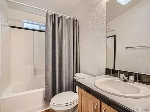 Bath - 152 Wolf Rd, Black Hawk, CO 80422 photo 2 of 3