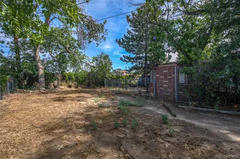 Exterior - 14205 E 25th Pl, Aurora, CO 80011 photo 3 of 4