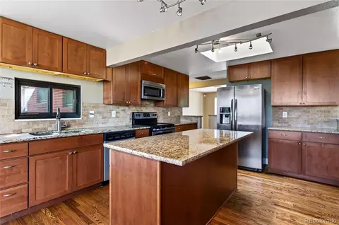 Kitchen - 14205 E 25th Pl, Aurora, CO 80011 photo 3 of 3