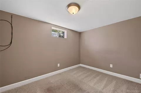 Bedroom - 14205 E 25th Pl, Aurora, CO 80011 photo 5 of 10