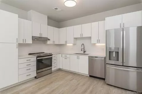 2899 W 10th Ave, Denver, CO 80204